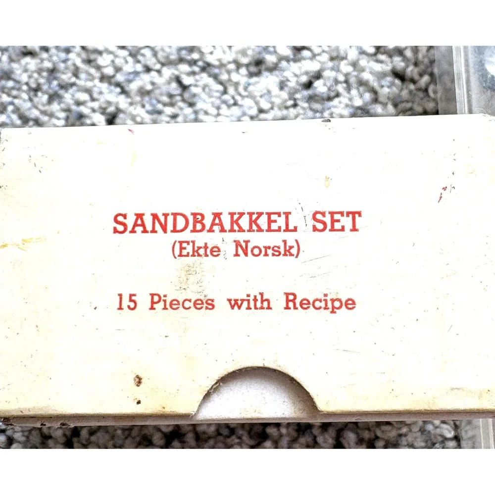 Sandbakkelse metal tart mold ( 15) Sunbuckle, also set 11 of 1